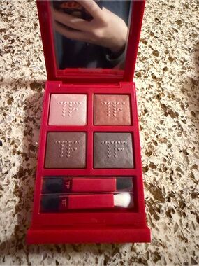 Tom Ford Red Compact Eyeshadow Quartet 03 body heat